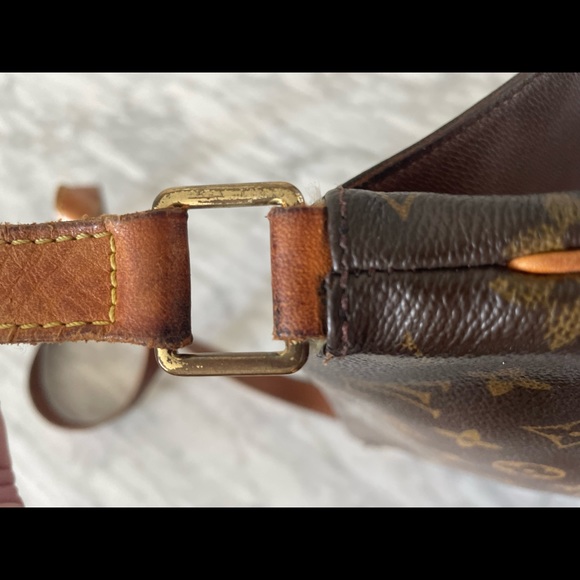 Louis Vuitton monogram musette crossbody bag. Vintage. - Picture 8 of 11